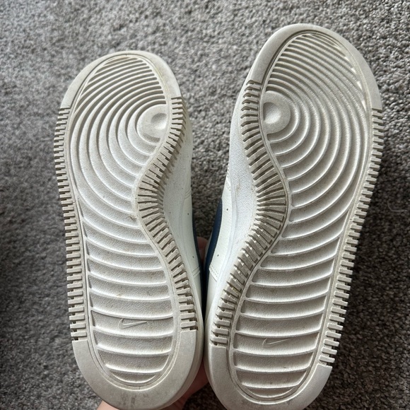 Nike White Sneakers - Picture 6 of 7